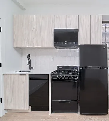 Rented by Living New York | media 17