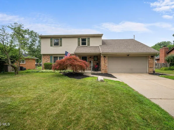 5929 Angleview Ct, Sylvania, OH 43560