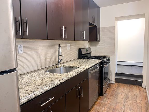 3rd image of 355 Herkimer St #1