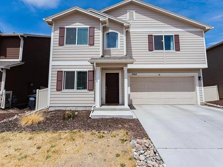 7767 Benecia Dr — Photo 2
