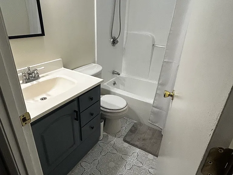 36 Main St #16 — Photo 9