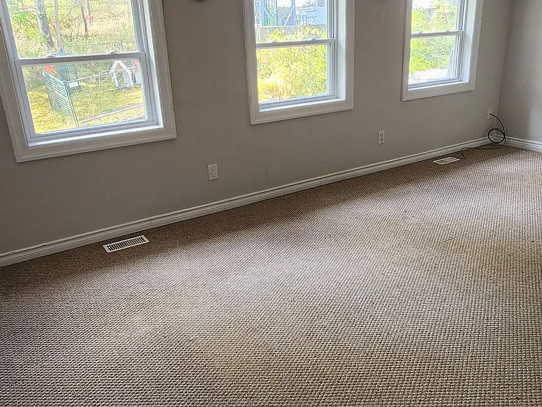 16296 Woodbine Ave #3 — Photo 7