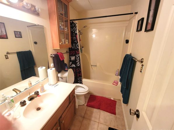 tulsa-oklahoma-440335500 picture