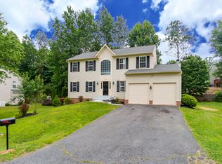 43 Lawhorn Rd, Stafford, VA 22554