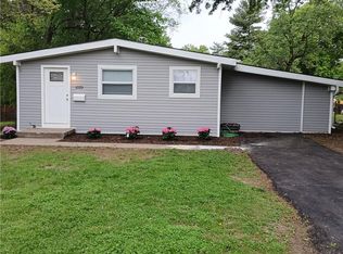 1029 Shearer Rd, Kansas City, KS 66103