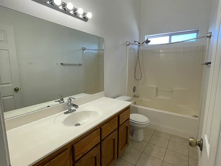 11511 S Prescott Ave — Photo 13