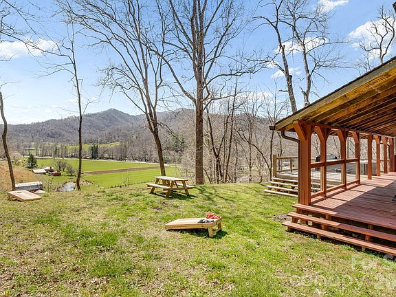 4th image of 114 Johns Creek Rd