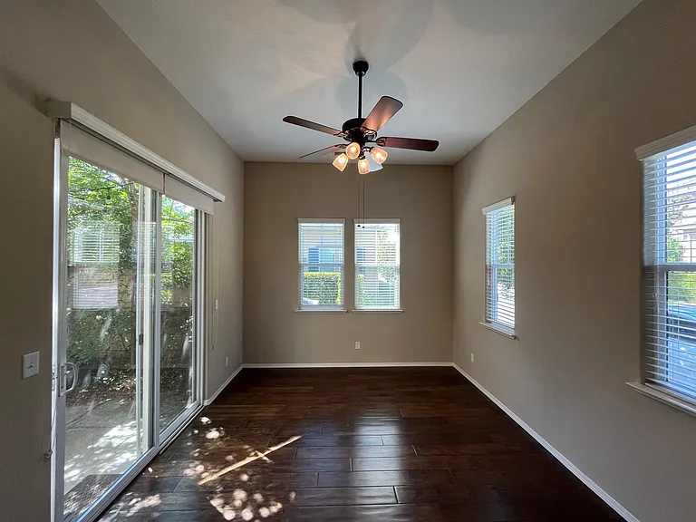 3848 Moody Ln — Photo 2