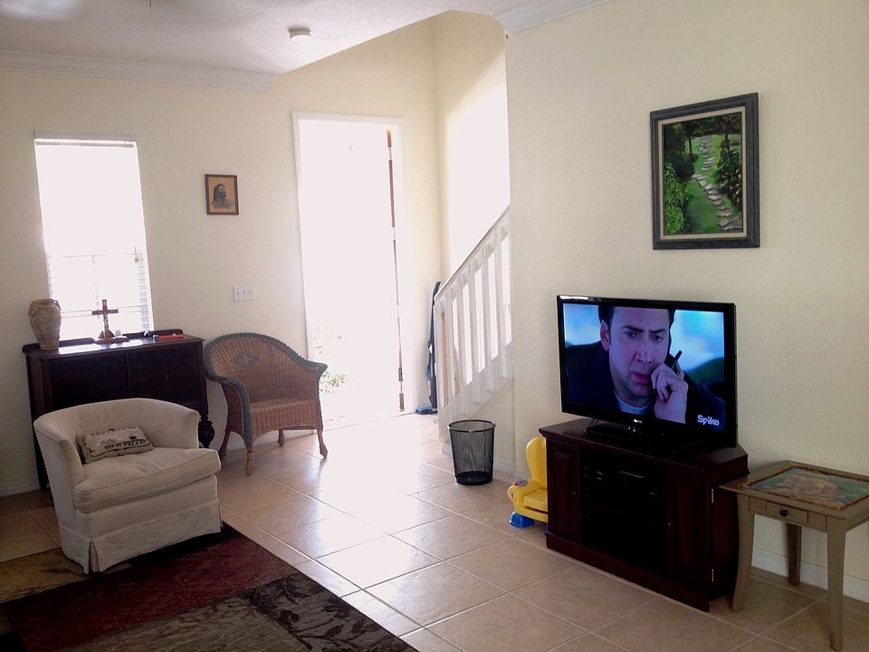 2nd image of 2086 SE Eatonville Dr