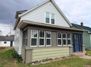 1313 N 3rd St, Ishpeming, MI 49849