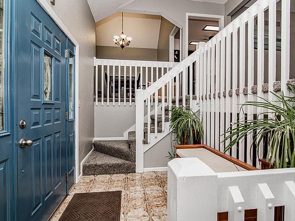 5th image of 2909 Trenchard Dr