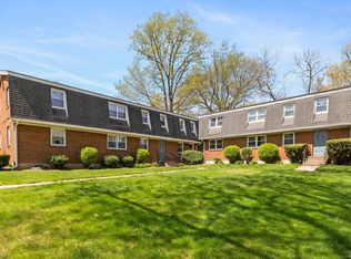 339 Dunfey Ln APT B, Windsor, CT 06095