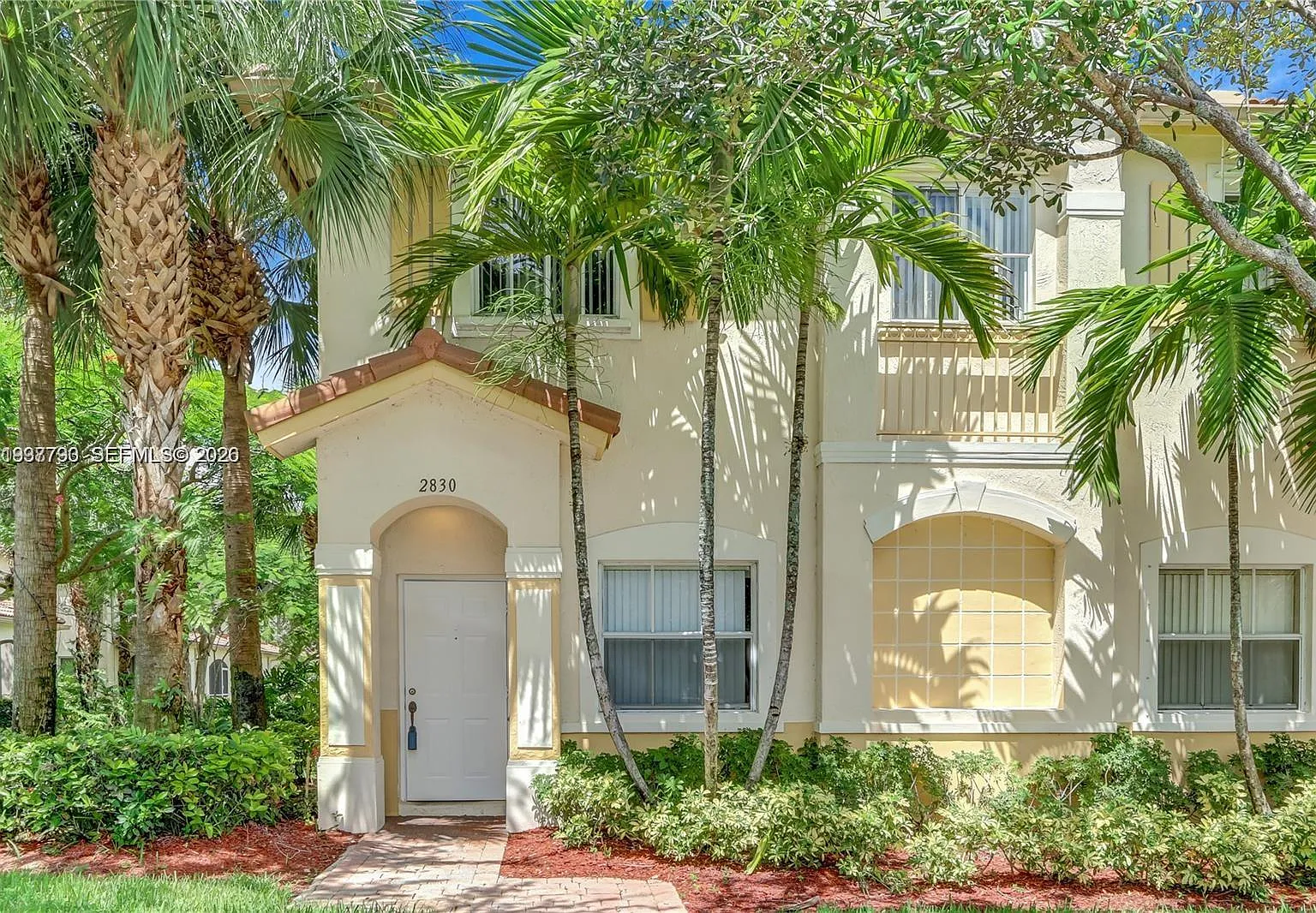3 bed, 1450 sqft, $3,100 — Photo 1