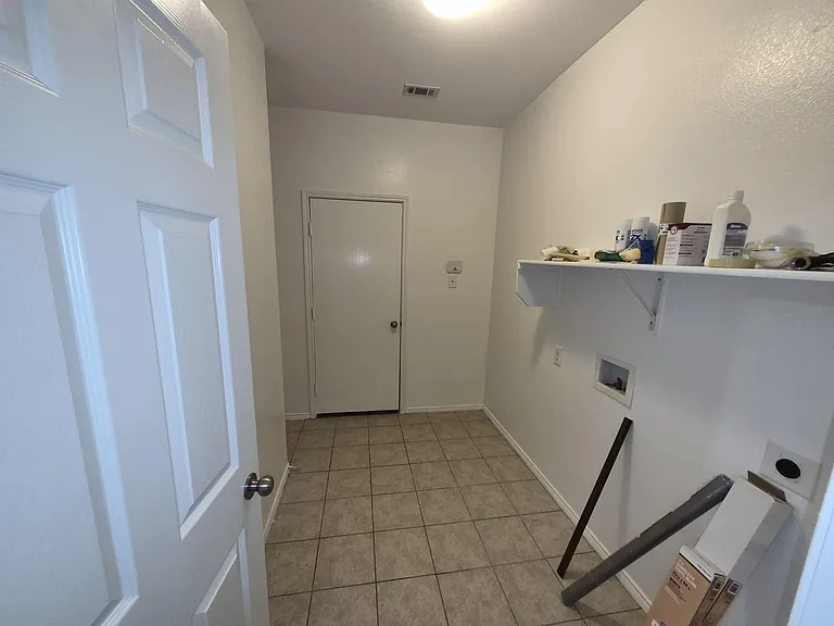2317 Ankina Ln — Photo 15