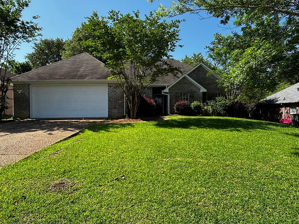 410 Abbey Woods
