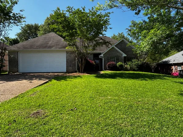 410 Abbey Woods, Brandon, MS 39047