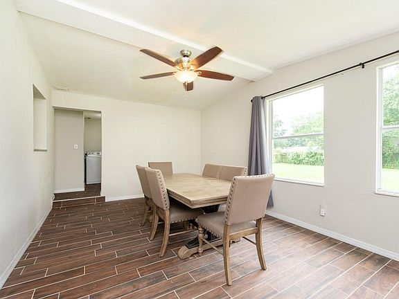 4th image of 9741 Fowler Ave