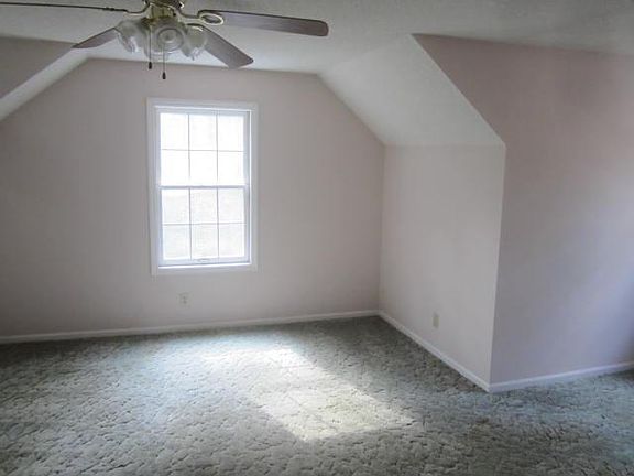 BEDROOM 4 UPSTAIRS