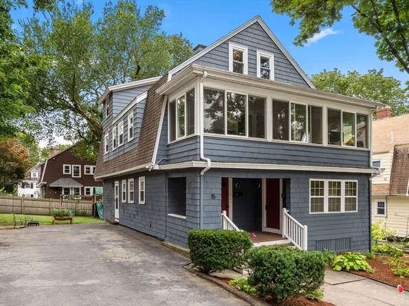 15 Governors Ave #1, Winchester, MA 01890