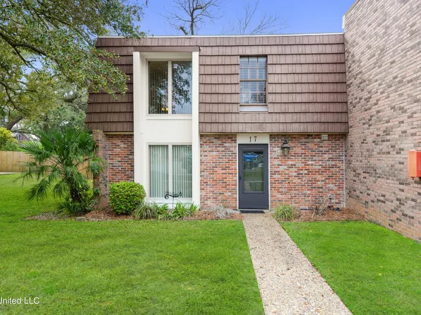 527 Front Beach Dr APT 17, Ocean Springs, MS 39564