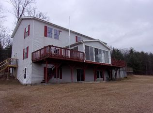 49 Whitney Ln, Keeseville, NY 12944