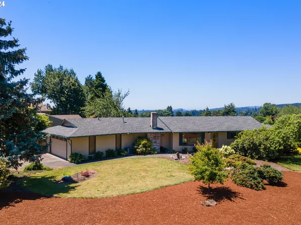 22889 SE Naomi Dr, Damascus, OR 97089