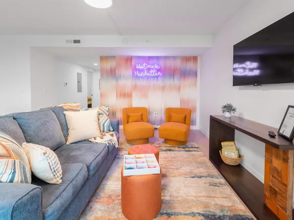 1700 N Manhattan Ave #307, Manhattan, KS 66502