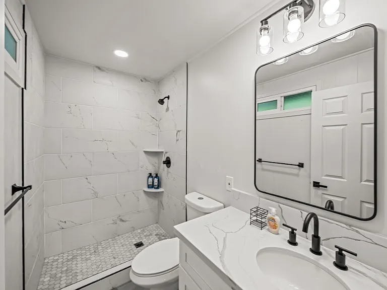 152 Kapaka St #A — Photo 3