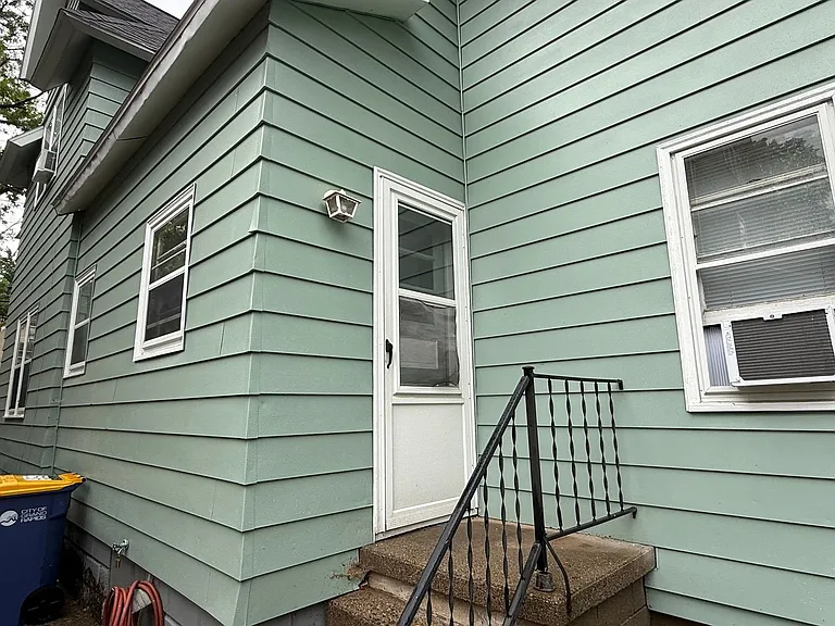 329 Lyon St NE #2 — Photo 10