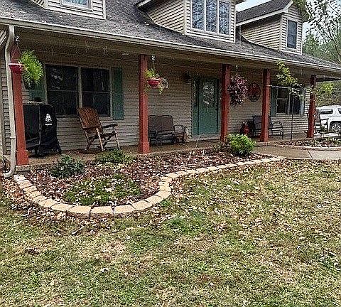 2nd image of 640 Bridwell Ln