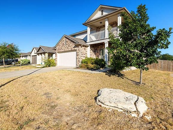 2nd image of 402 Zenith Rd
