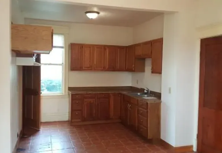 3119 James Ave N — Photo 11