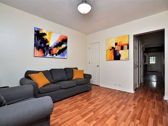 4th image of 5032 N Nagle Ave