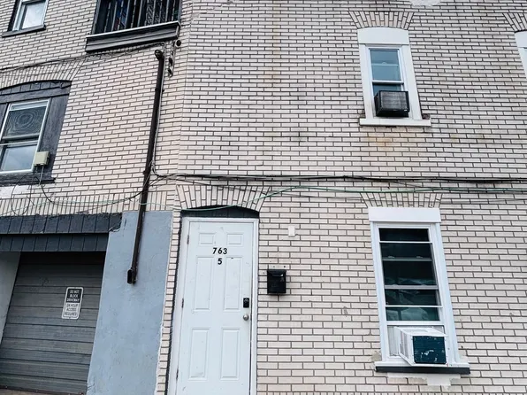 761-765 S 8th Street, 761-765 S 8th St #5, Allentown, PA 18103