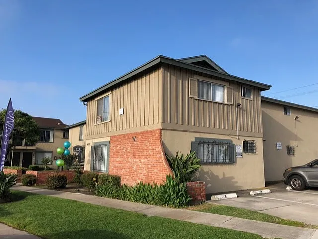1 bed, 688 sqft, $1,975 — Photo 2