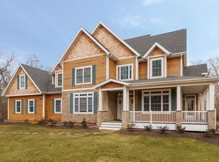 182 Brown Bear Rd, South Kingstown, RI 02879