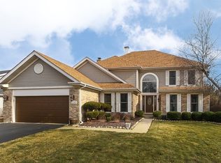 1345 Hunter Dr, Bartlett, IL 60103