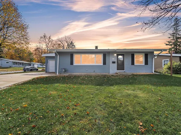 7201 Edgemont AVENUE, Greendale, WI 53129