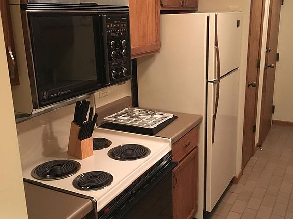4th image of 139 N 11th St APT 501