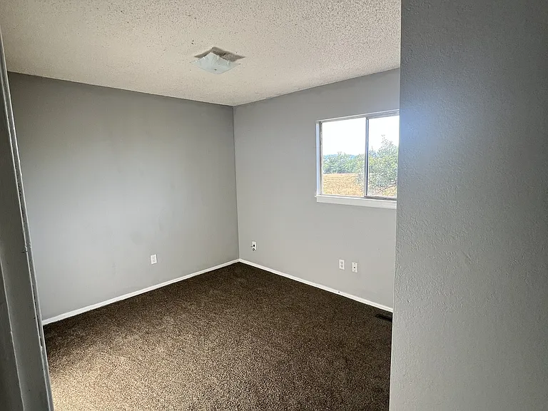 405 Loma Linda Dr #A — Photo 25