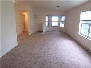 3rd image of 701 Arabian Ct