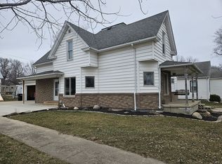 212 W 3rd St, Sanborn, IA 51248
