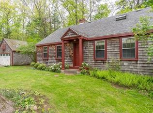 11 Gail St, Topsfield, MA 01983