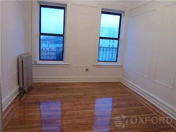 5th image of 420 E 21st St APT 306