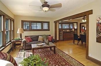 4th image of 4304 Park Ave