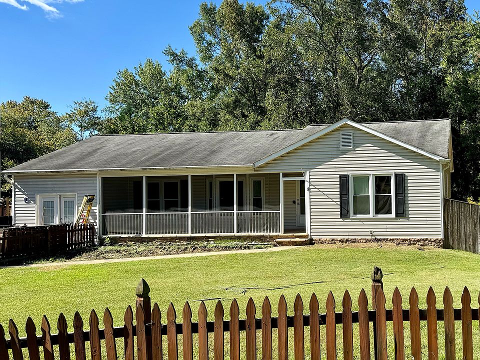1st image of 8 Haven Ct