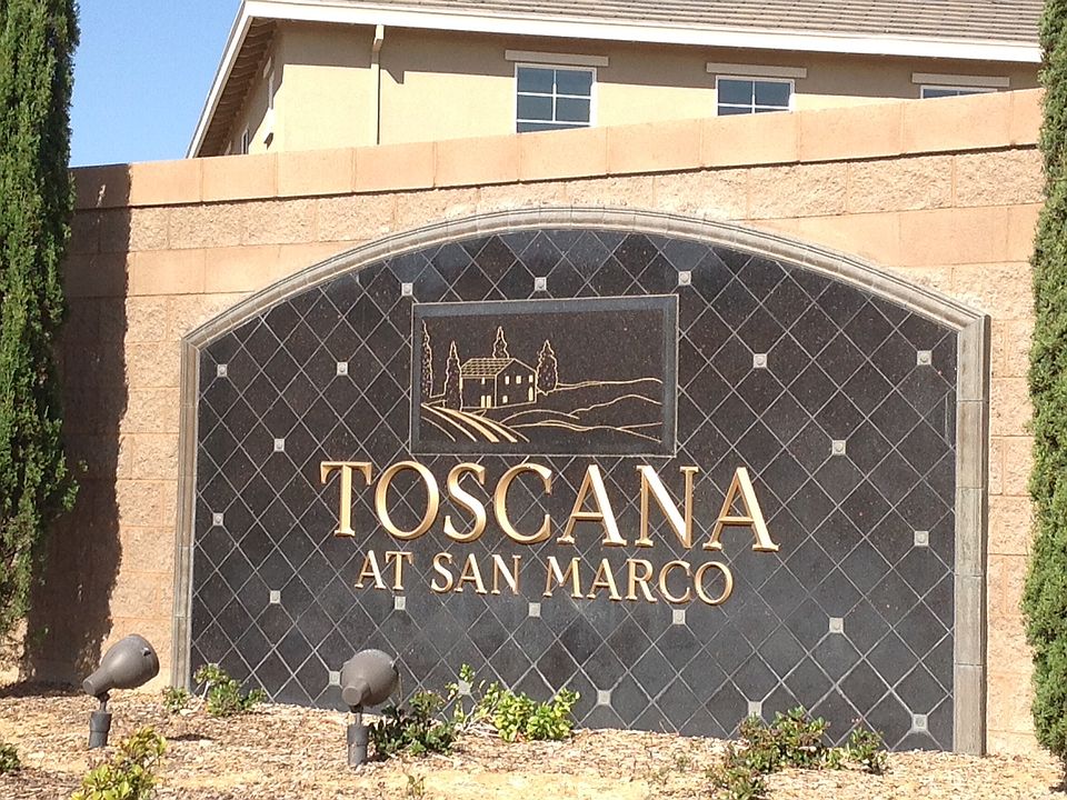 2nd image of 1718 Palacio Dr