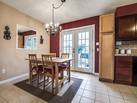 5th image of 1406 El Camino Cir