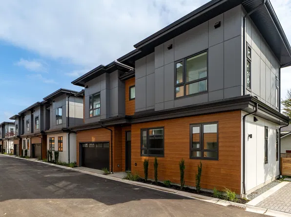 10380 No 4 Rd #7, Richmond, BC V7A 2Z7