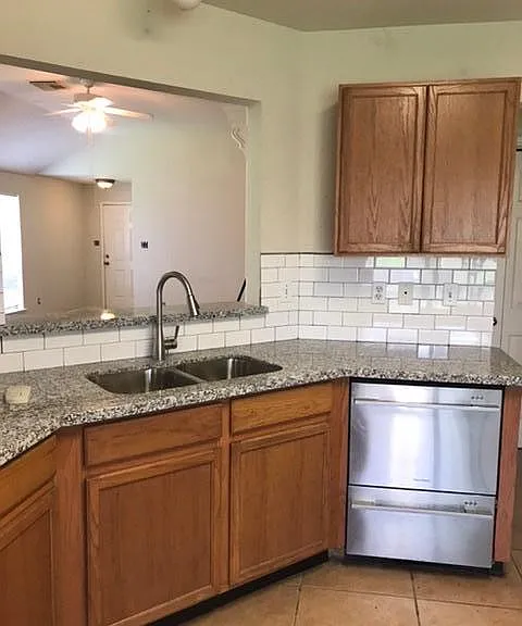 16787 Canary Ct — Photo 13